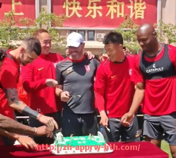 HTH华体会APP下载-建造一座德甲标准足球场需要多少钱？造价预算分析